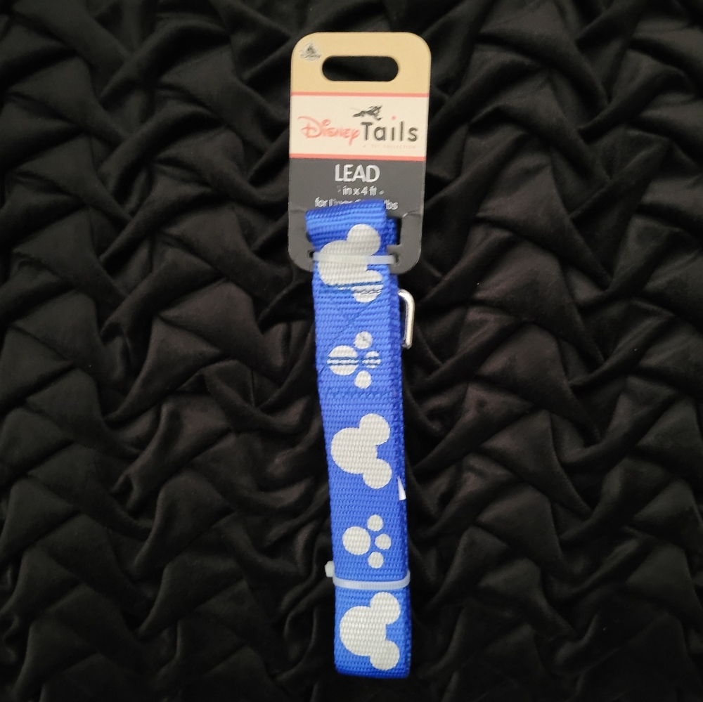 DISNEY TAILS LEAD BLUE MICKEY PAW PRINT DOG LEASH